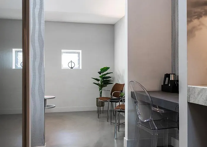 Πανσιόν Newly Refreshed Weaving Mill Free Parking