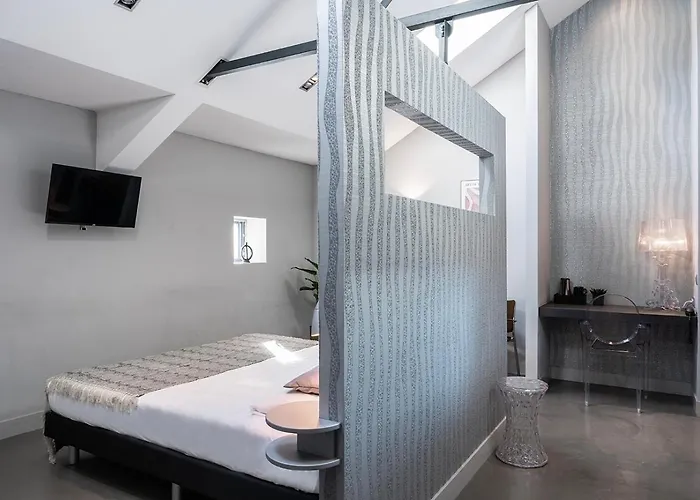 Newly Refreshed Weaving Mill Free Parking 3*