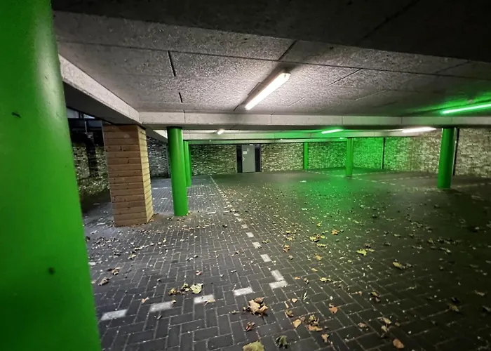 Newly Refreshed Weaving Mill Free Parking Πανσιόν