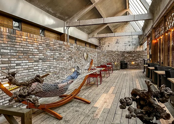 Πανσιόν Newly Refreshed Weaving Mill Free Parking 3*